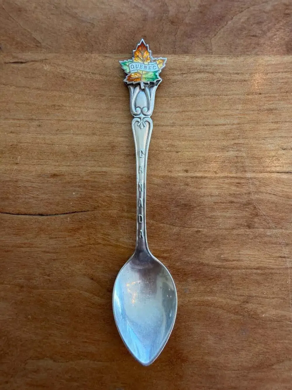 Birks Sterling Silver Quebec Canada‎ Enamel Maple Leaf Souvenir Salt Spoon 3